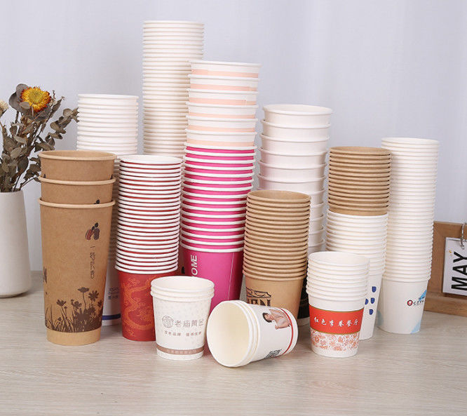 Устранимые бумажные стаканчики завертывают кофейные чашки в бумагу оптовые с хорошей ценой